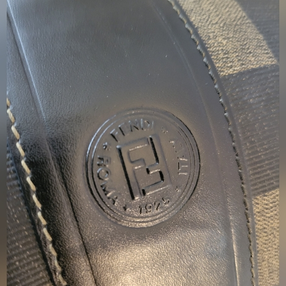 Fendi pequin checkered bag - Picture 3 of 9